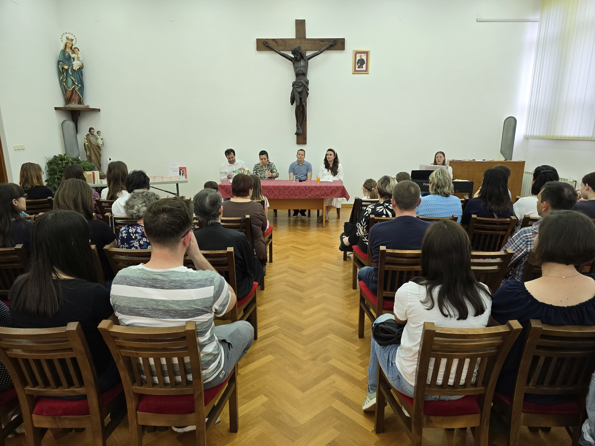 U Varaždinu predstavljena knjiga o životu Maje Tenšek "Ovo nije kraj"